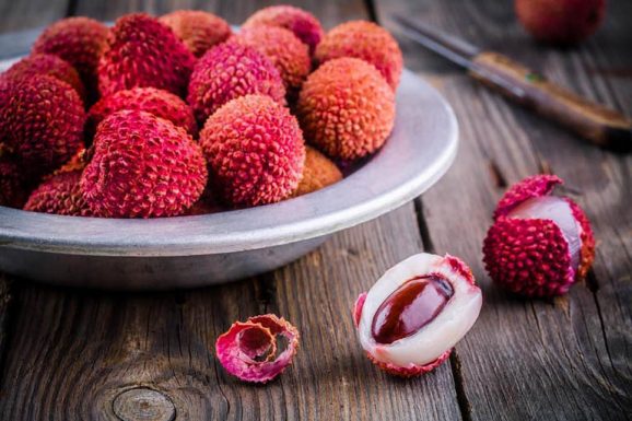Tìm hiểu cách chữa yếu sinh lý bằng quả vải
